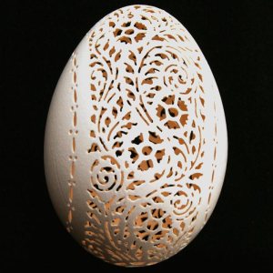 egg_shell_sculpture